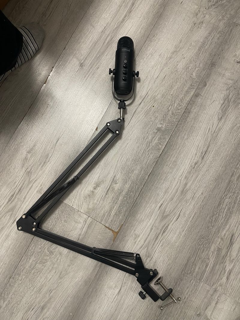 Micrófono Zealsound Negro con Brazo Articulado