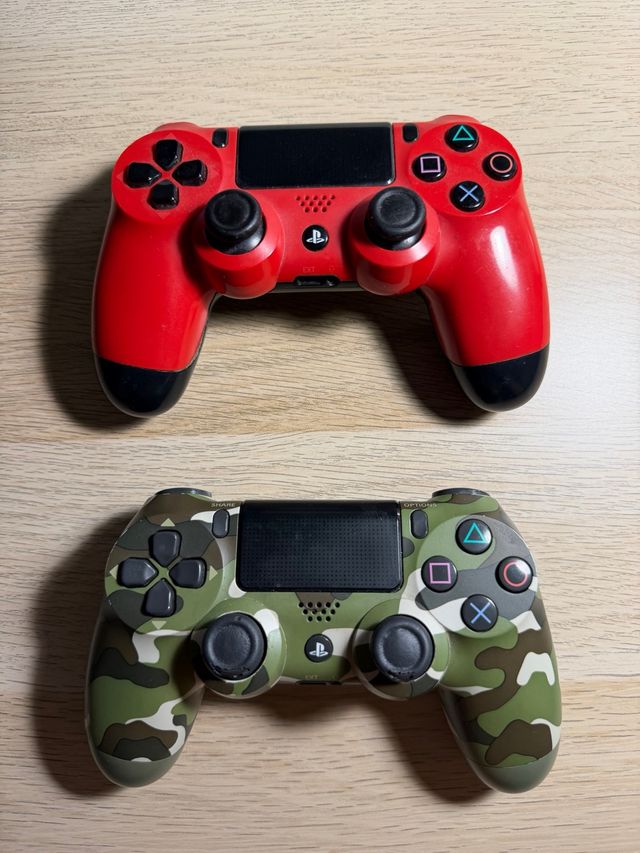 2 Mandos PS4 (PlayStation 4) Rojo y Camuflaje