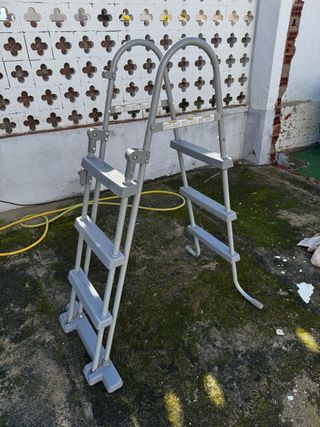 Piscina con depuradora de arena