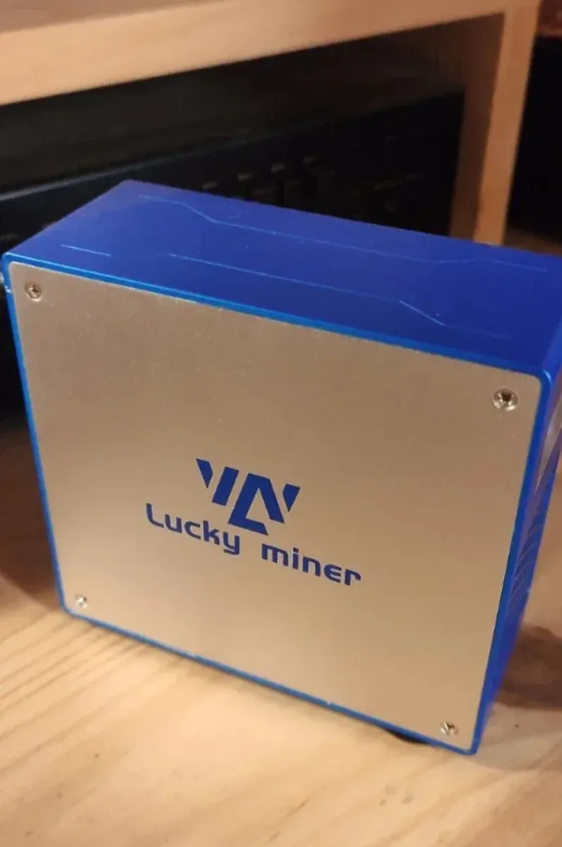 Lucky Miner L07 Minero BTC SHA256