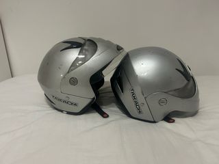 Casco Moto Negro y Plateado