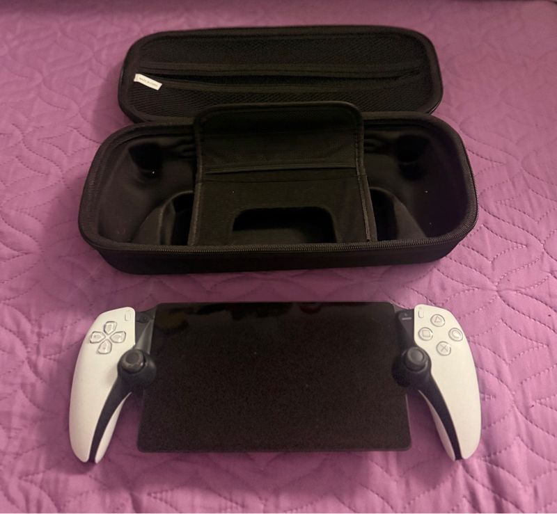Playstation Portal Sony Negro/Blanco con funda