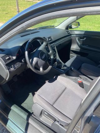 Audi A4 2003 – 112.685 km – Excelente estado!