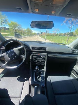Audi A4 2003 – 112.685 km – Excelente estado!