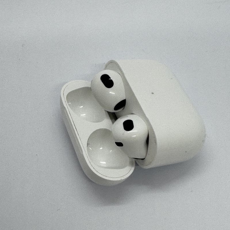 Apple AirPods (3ª Gen) Blancos afbeelding 3