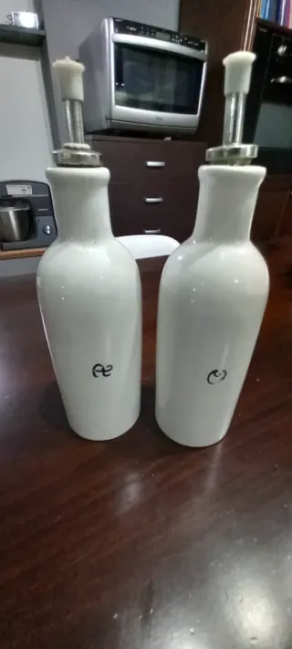 Coppia Olio e Aceto Ceramica Bianca