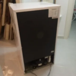 Nevera Corberó pequeña blanca