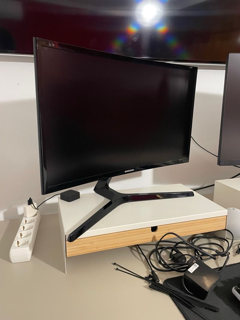Monitor Samsung Curvo Gaming 24 1080p VA