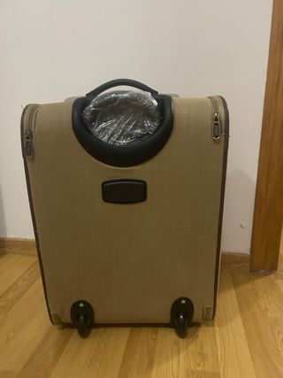 Maleta Catai sin estrenar
