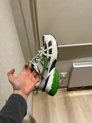 Zapatillas Nike V2K Run