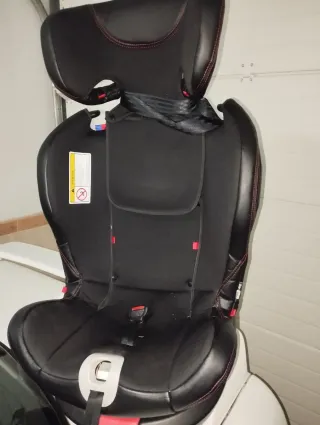 Silla coche Isofix negro