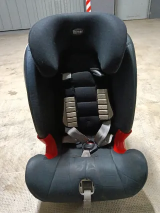 Silla coche RÖMER negra