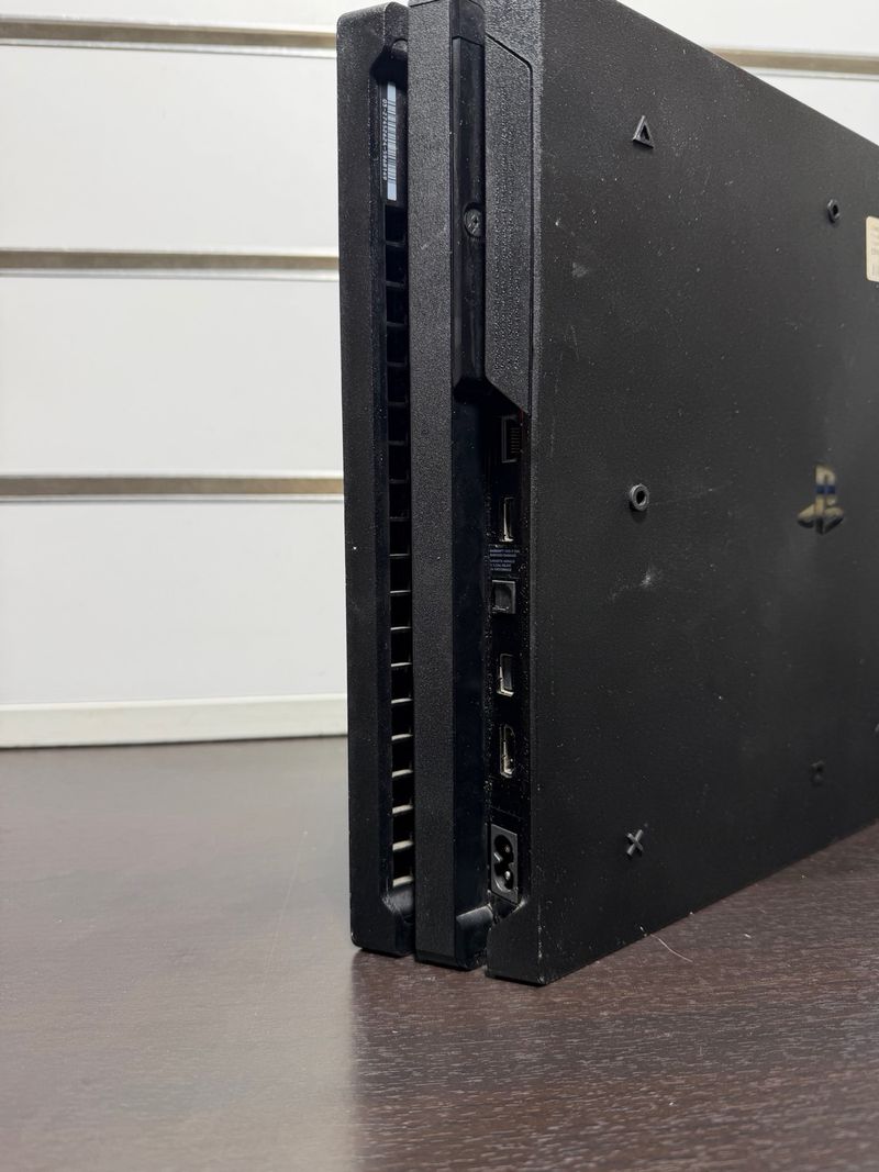 Consola PS4 Pro 1TB Negra afbeelding 2