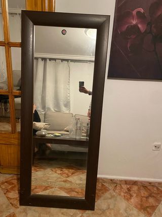 Espejo de dormitorio marrón