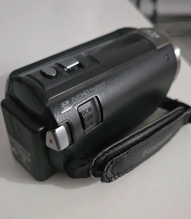 Videocámara Panasonic HC-V550