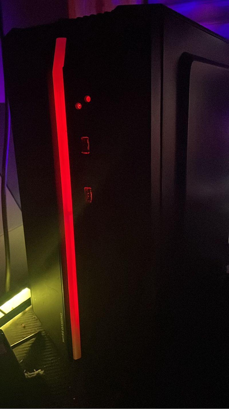 PC Gamer Mars Gaming Negro/Rojo