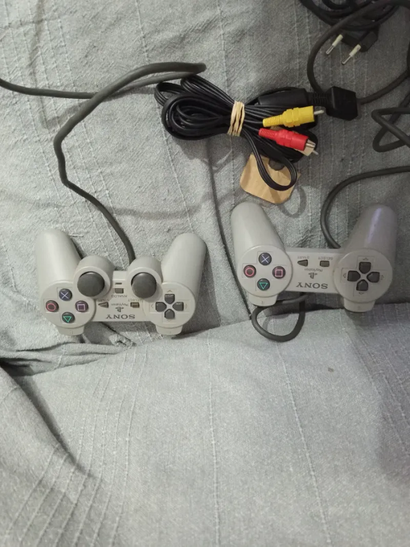 PlayStation 1 Dual Shock Completa afbeelding 8