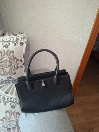 Bolso de mano negro