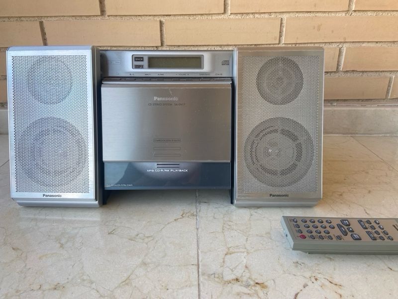 Reproductor CD Panasonic MP3 con Radio y Mando afbeelding 2