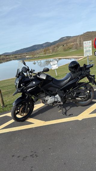 Suzuki V-Strom 650 DL A2 Negra finales del 2009