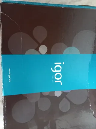 Botas de agua Igor negras y moradas