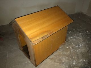 Caseta para perro de madera