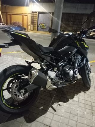 Kawasaki Z900 A2 2024 - 16.500 km