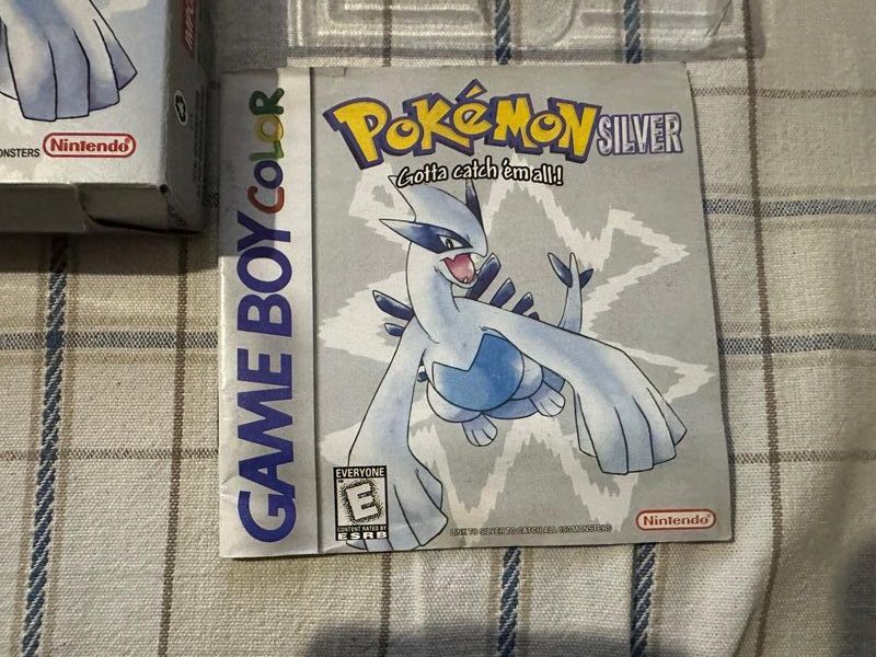 Juego Pokémon Silver para Game Boy Color completo USA afbeelding 2