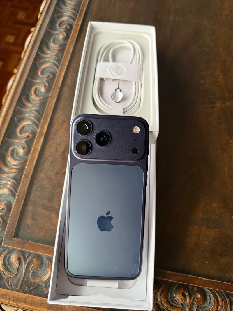 iPhone 17 Pro Max 1TB Azul Marino afbeelding 3