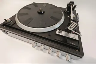 Tocadiscos Dual-Bettor EF-144 con amplificador