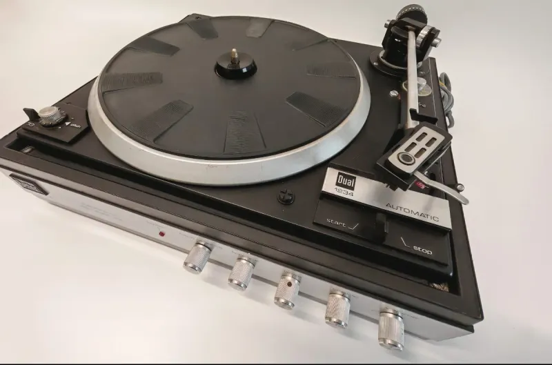 Tocadiscos Dual-Bettor EF-144 con amplificador afbeelding 7