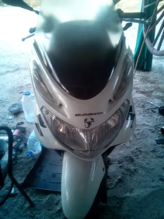Suzuki Burgman 150cc 2002 Blanco