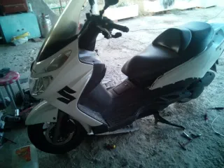 Suzuki Burgman 150cc 2002 Blanco