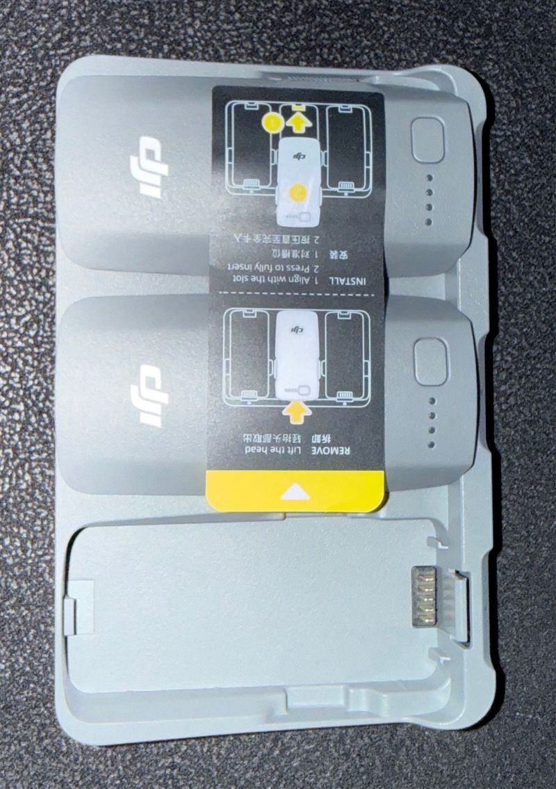 Baterías DJI NEO 2 con base de carga afbeelding 2