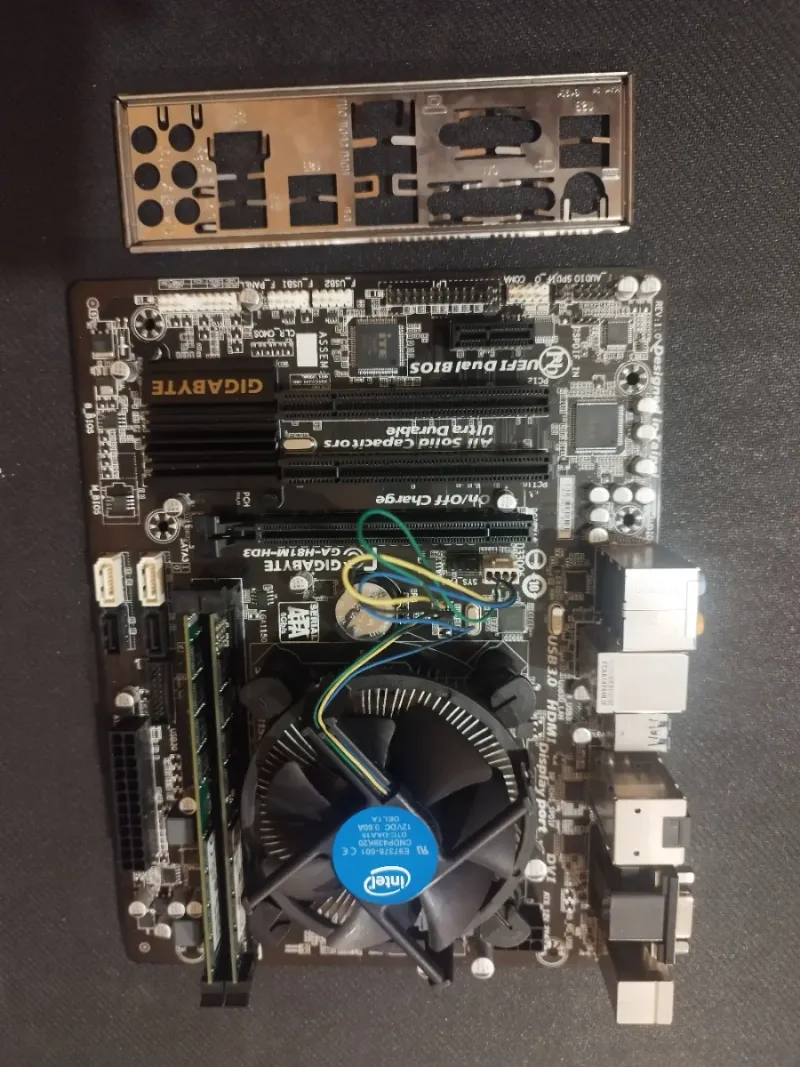 I5 4460 + 12 GB RAM + PLACA BASE GIGABYTE