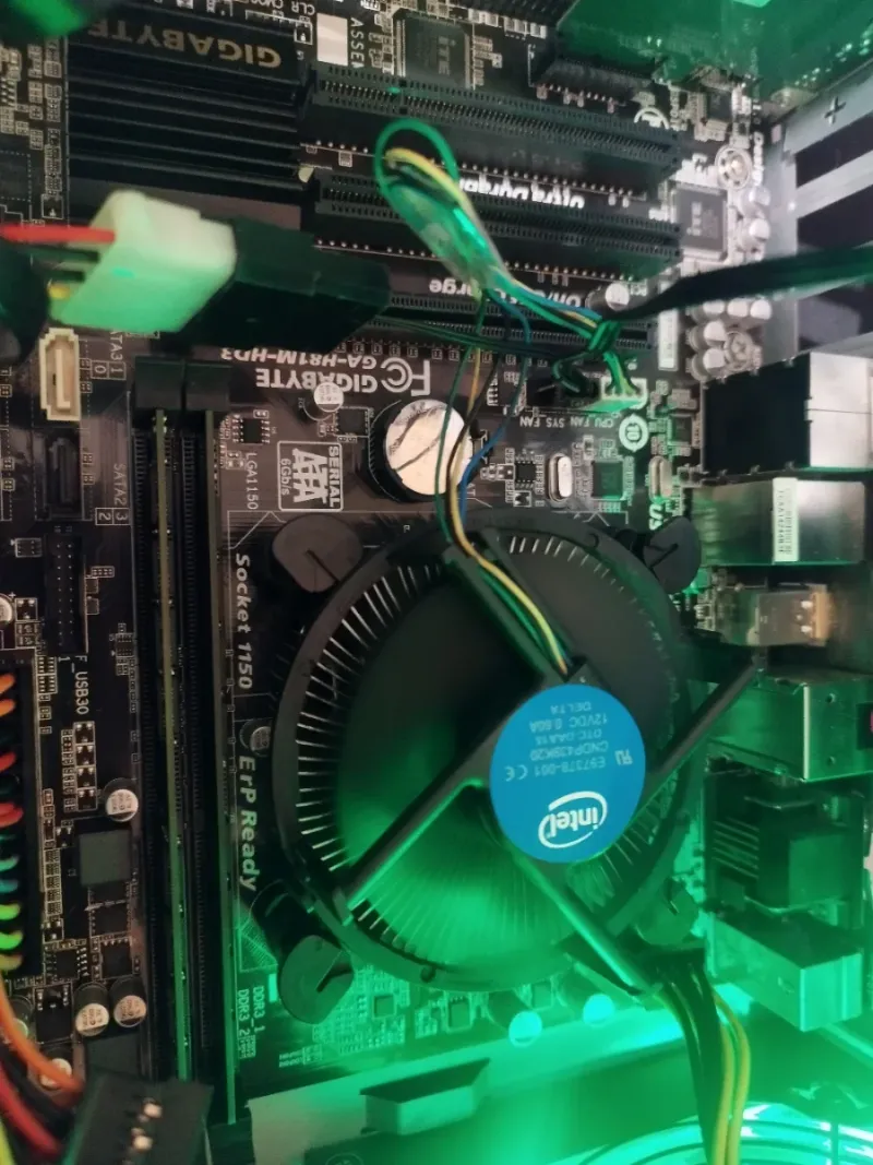 I5 4460 + 12 GB RAM + PLACA BASE GIGABYTE afbeelding 8