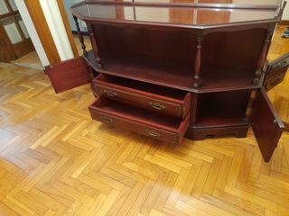 Mueble recibidor de madera  URGE RETIRADA