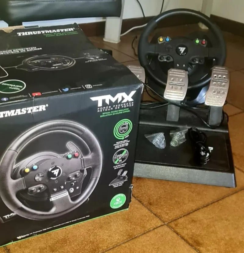 Volante Thrustmaster TMX Force Feedback