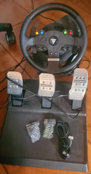 Volante Thrustmaster TMX Force Feedback