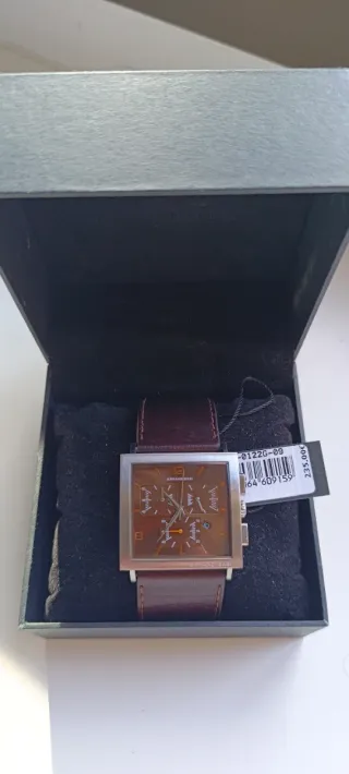 Reloj Armand Basi Cuadrado Marrón y Plateado