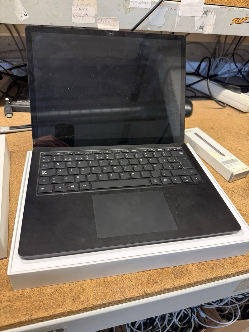 Microsoft Surface Laptop 4 + Pen afbeelding 2