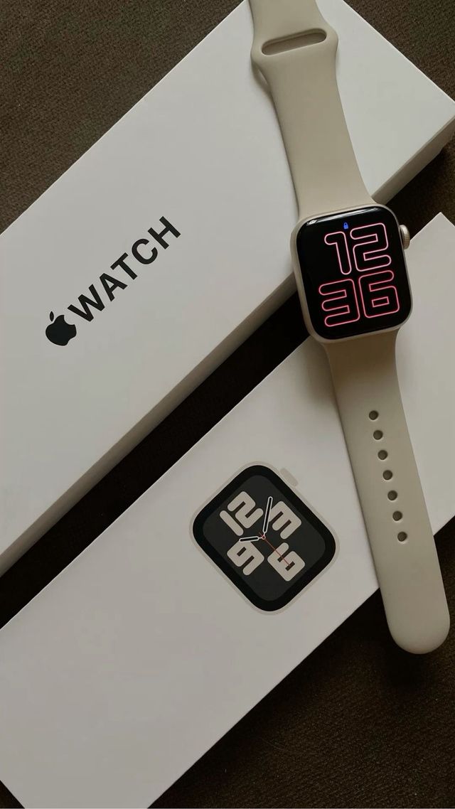 Apple Watch SE 2ª Gen 44mm + Correa Extra