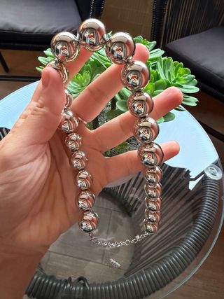 Collar mujer esferas plateadas nuevo