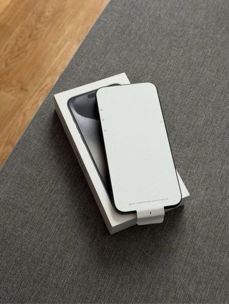 iPhone 15 Pro Max - Con Factura afbeelding 5
