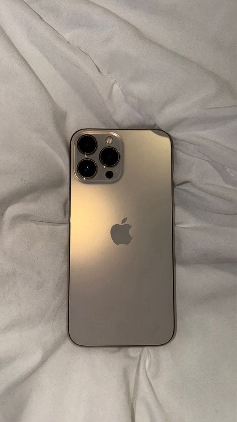 iPhone 13 Pro Max Dorado 128GB - URGE VENDER afbeelding 3