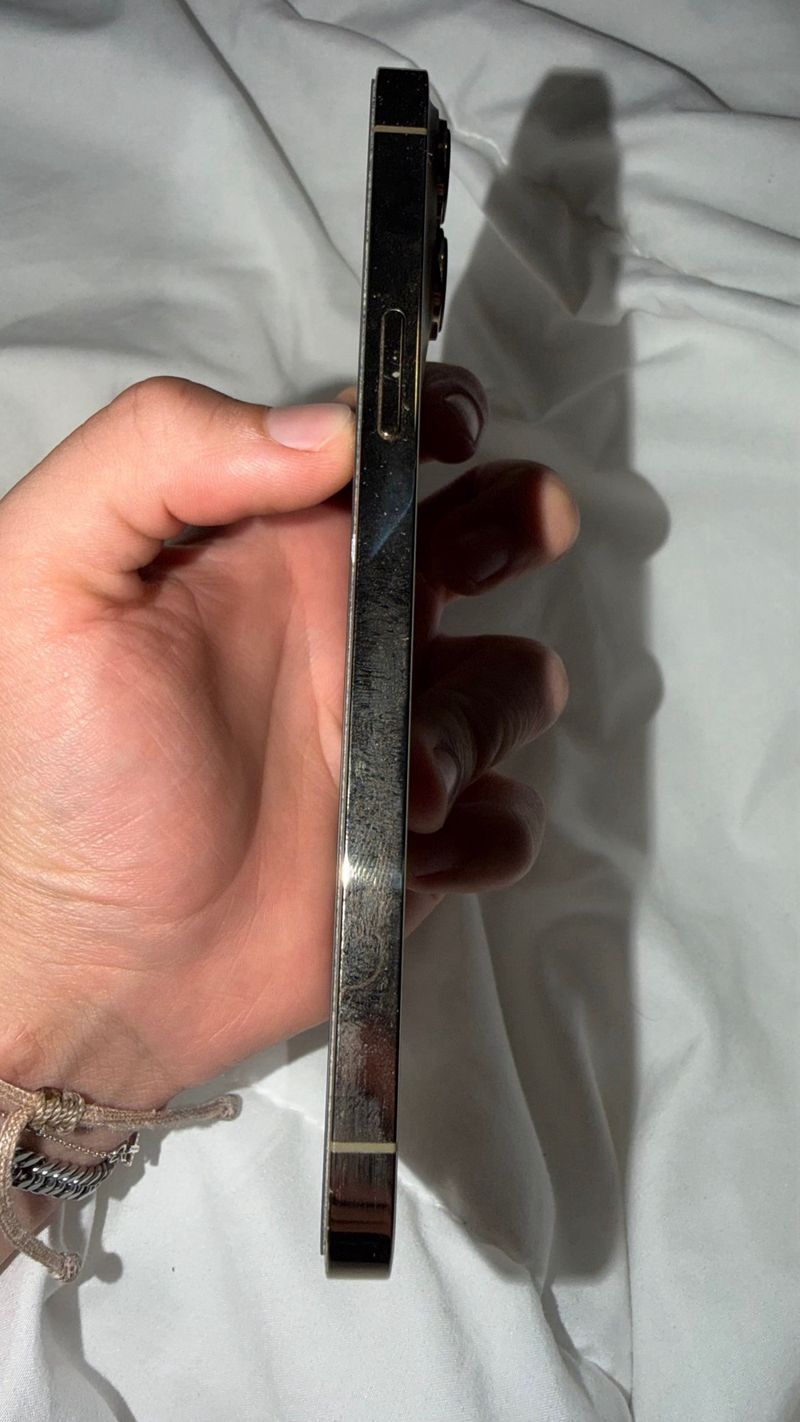 iPhone 13 Pro Max Dorado 128GB - URGE VENDER afbeelding 6