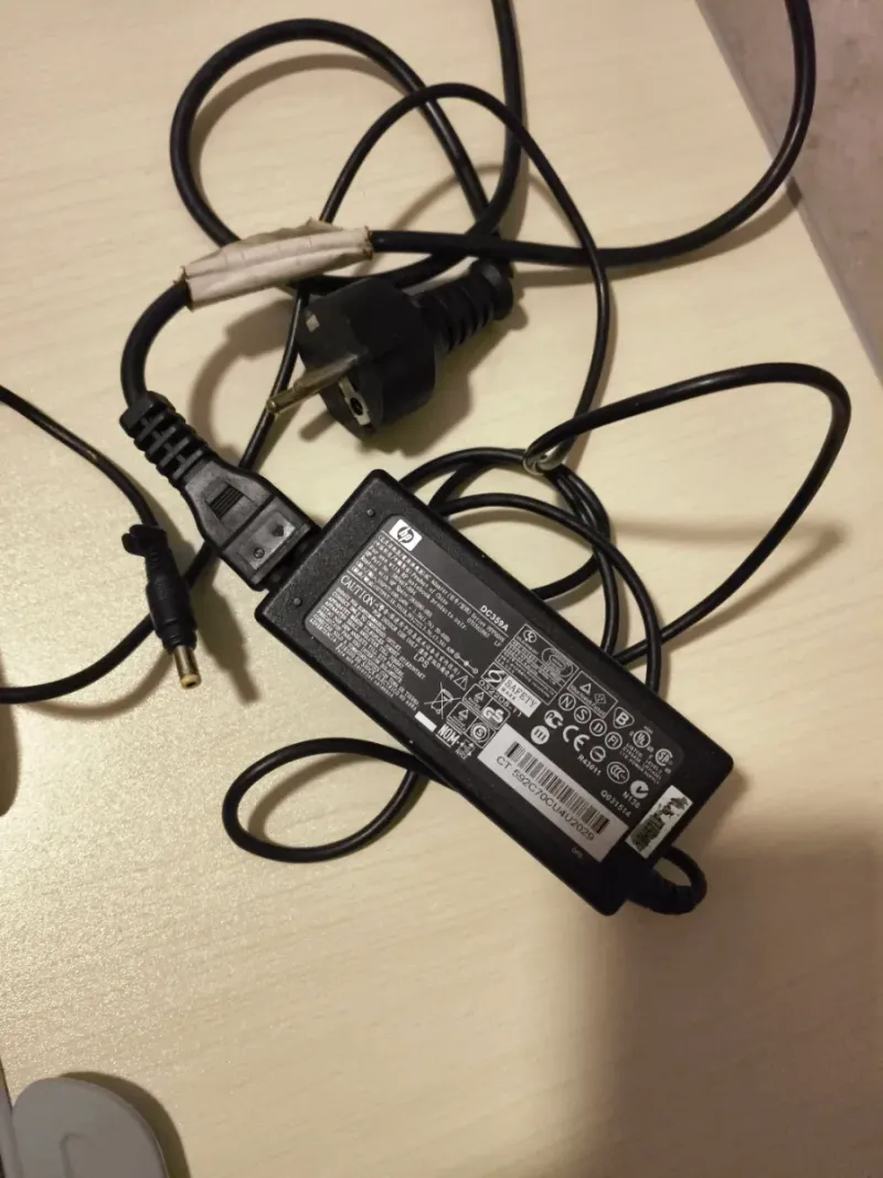 Cargador HP DC359A