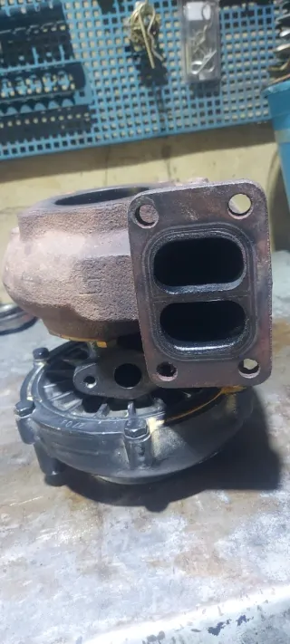 Turbo New Holland TM