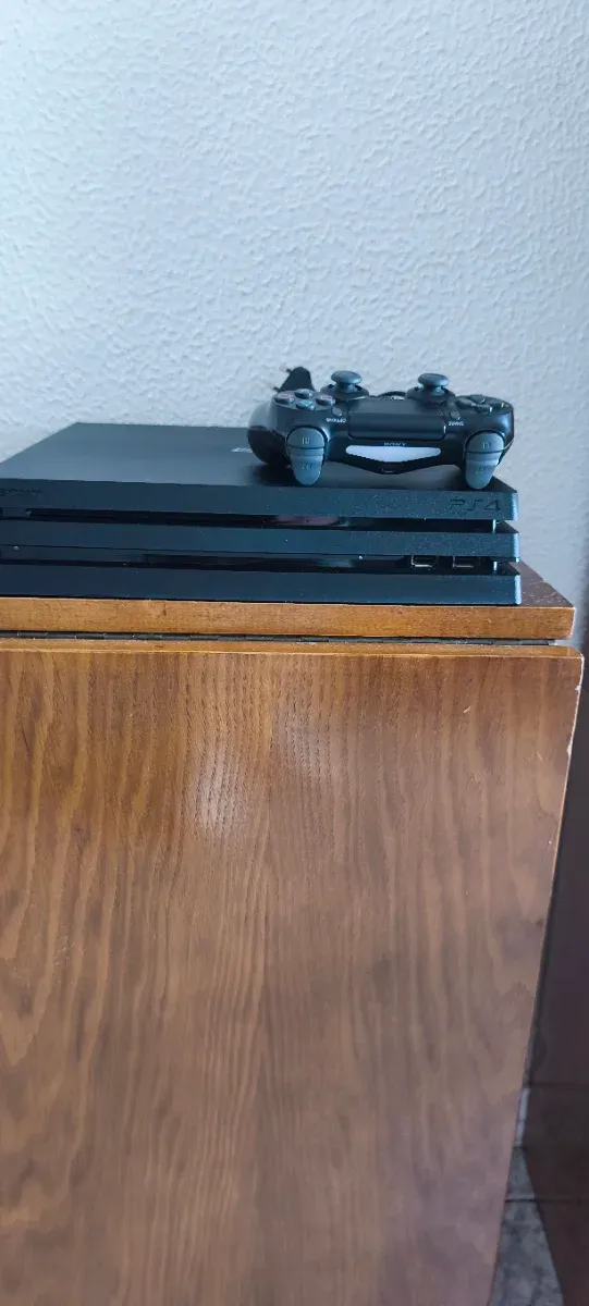 PS4 Pro Sony Negra