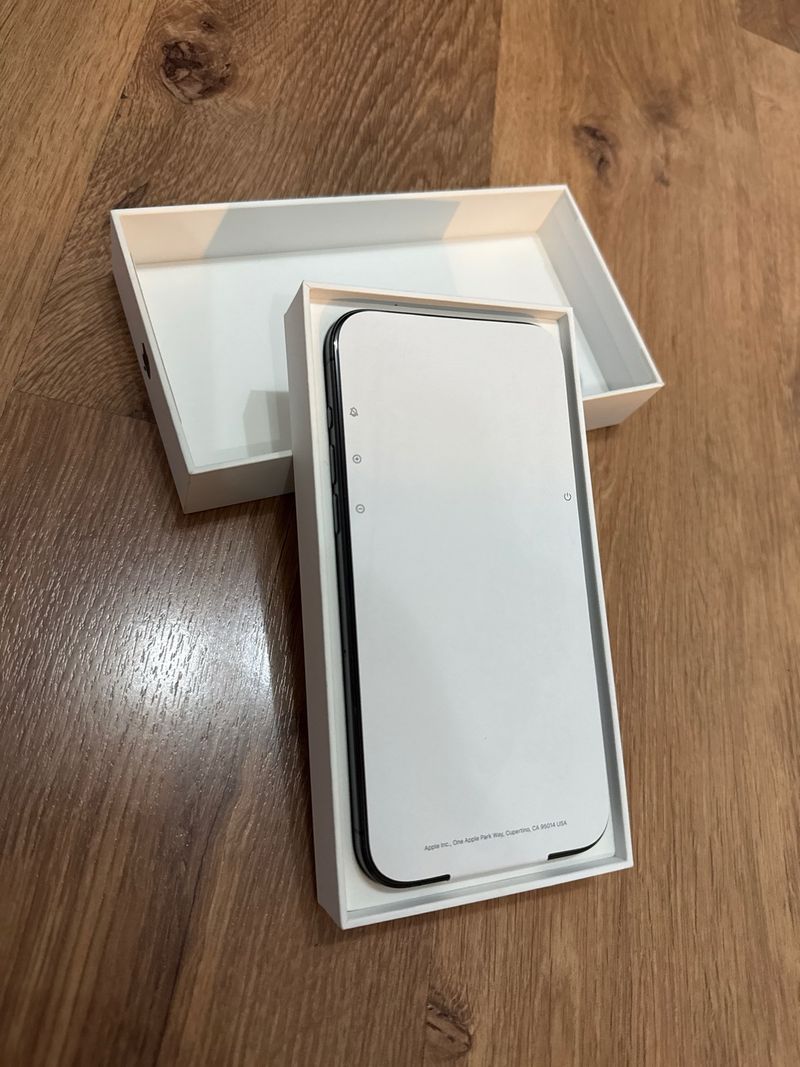 iPhone 15 Pro Max Titanio Negro 512GB afbeelding 2